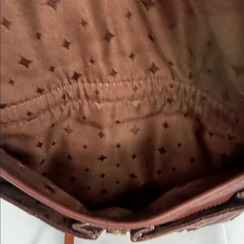 Fossil bag is a Morgan Traveler